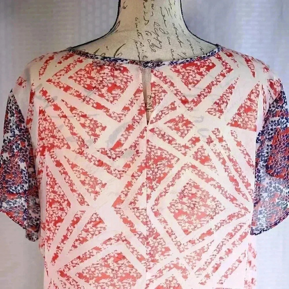 CAbi Size L red/white/blue flutter sleeve geometric print blouse - Picture 8 of 12